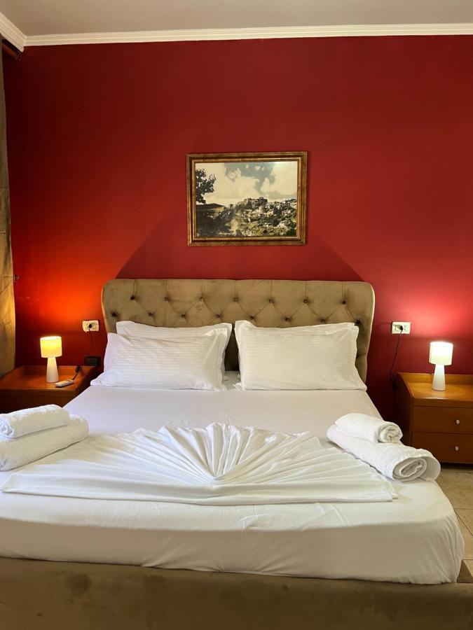 Skanderbeg Square Explorer Apartments Tirana Extérieur photo
